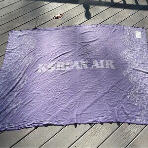 KOREAN AIR blanket